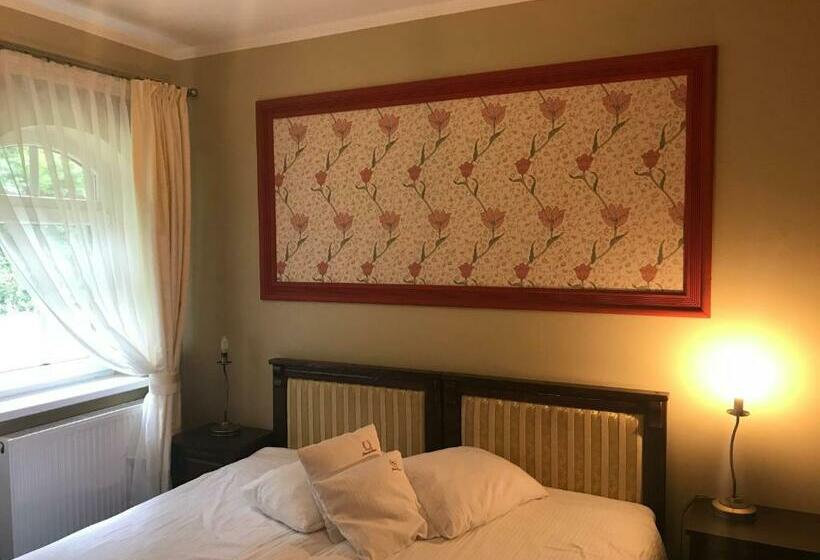 스탠다드 룸, Lisewski Dwór