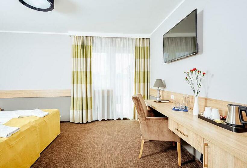 חדר פרמיום, Mużakowski