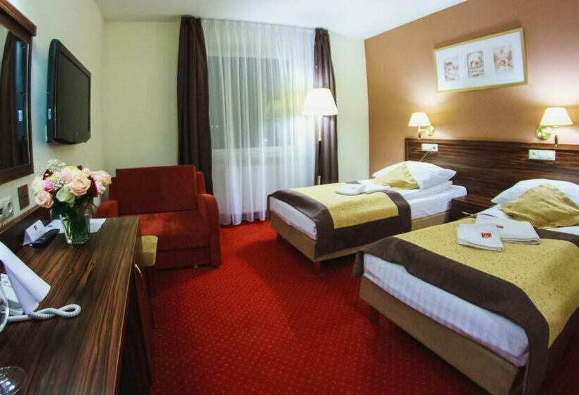 חדר דלוקס, Pikul