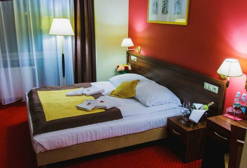 חדר דלוקס, Pikul