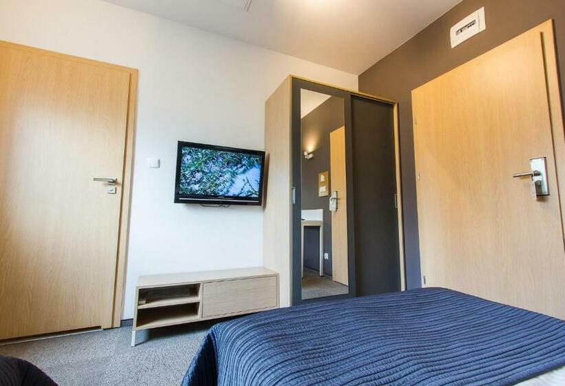 اتاق استاندارد, Platan