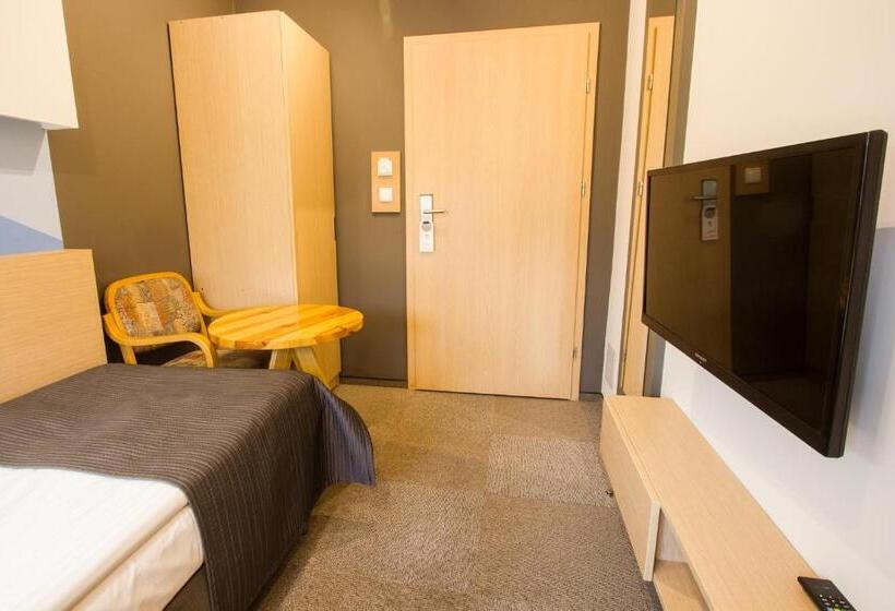 اتاق استاندارد یک نفره, Platan