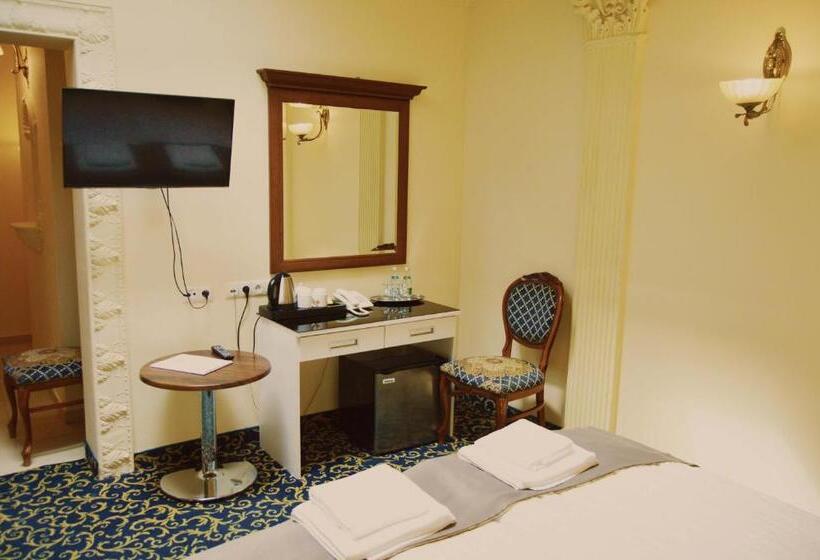 带按摩浴盆的套房, Venecia Palace