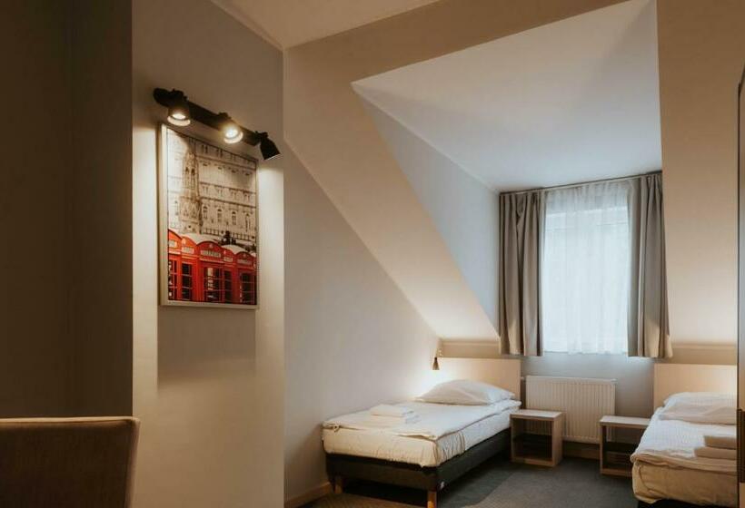 Номер Стандарт, Leśne Ustronie