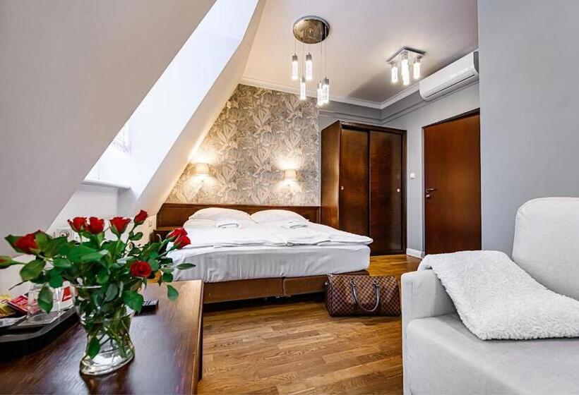 Номер Стандарт Трехместный, Villa Neve
