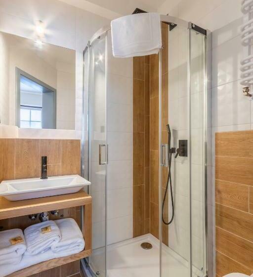 Номер Стандарт Трехместный, Vital&spa Resort Szarotka