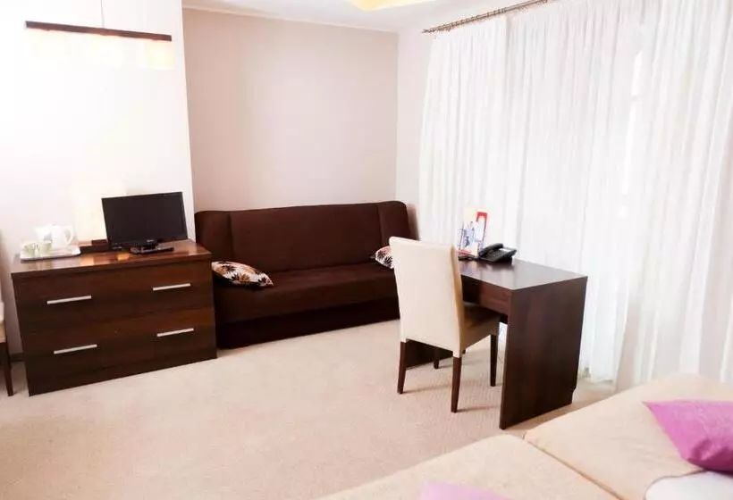 スーペリアトリプルルーム, Vital&spa Resort Szarotka