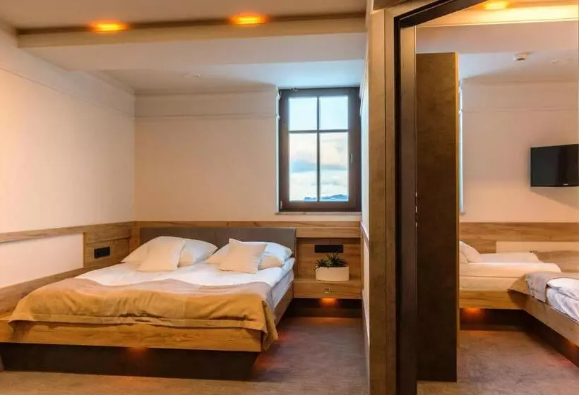 デラックスの4人部屋, Vital&spa Resort Szarotka
