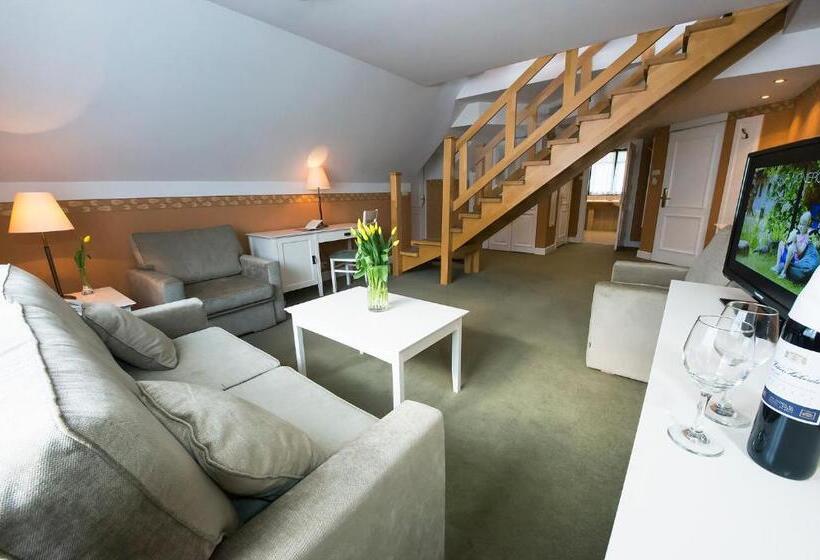 דירת חדר, Warmia Park