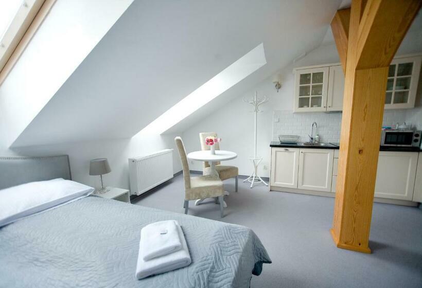 إستوديو قياسى, Willa Puck