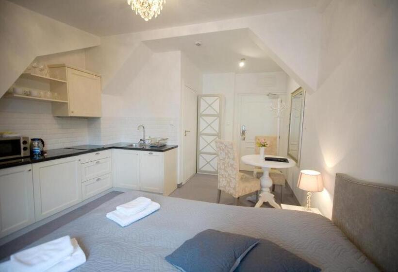 إستوديو قياسى, Willa Puck