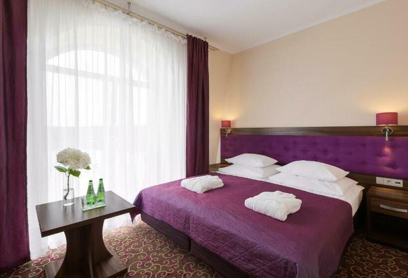 标准间, Woiński Spa