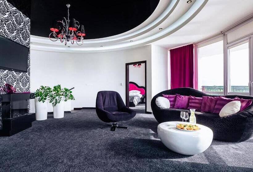 סוויטה נשיאותית, Woiński Spa