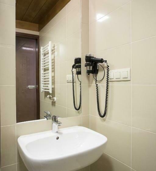 スタンダードルーム, Zbójnicówka