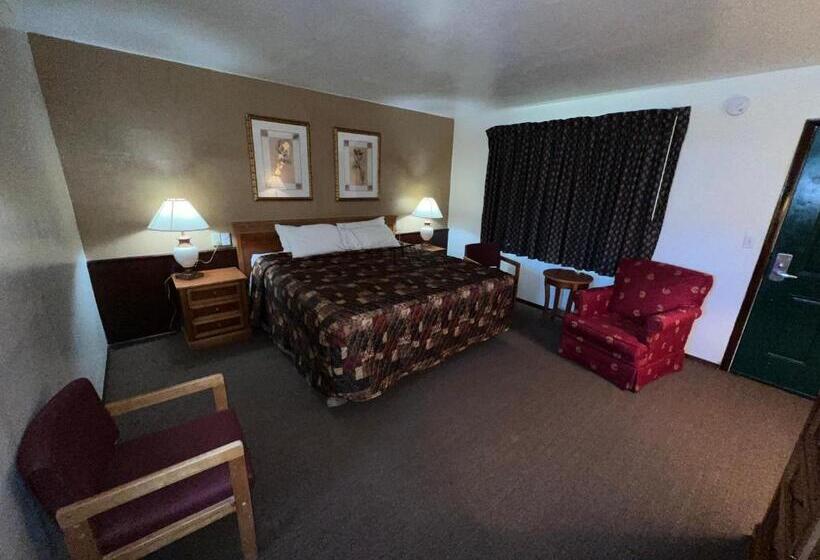 חדר סטנדרט עם מיטת קינג, Spinning Wheel Motel