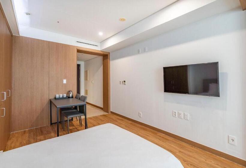 غرفة قياسية ثلاثية, Centum Convention Hotel In Centum