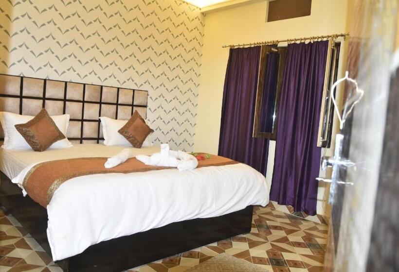 Chambre Standard, De Costa Palace