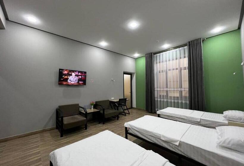 اتاق استاندارد سه نفره, Karaman