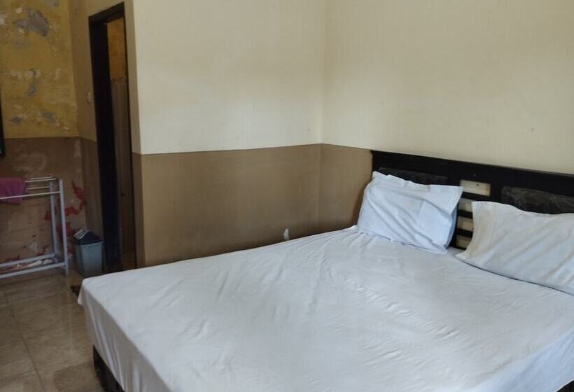 חדר סטנדרט, Oyo Life 93265 Kos Cendana Seruni Raya