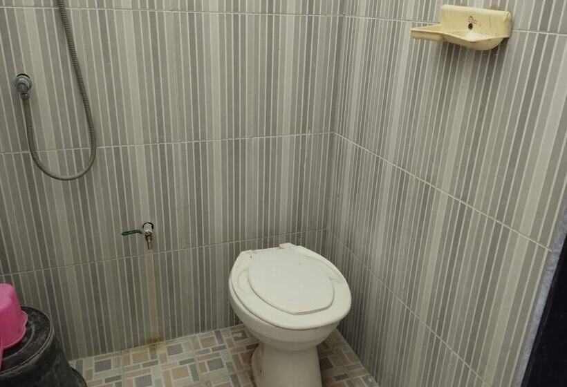 חדר סטנדרט, Oyo Life 93265 Kos Cendana Seruni Raya