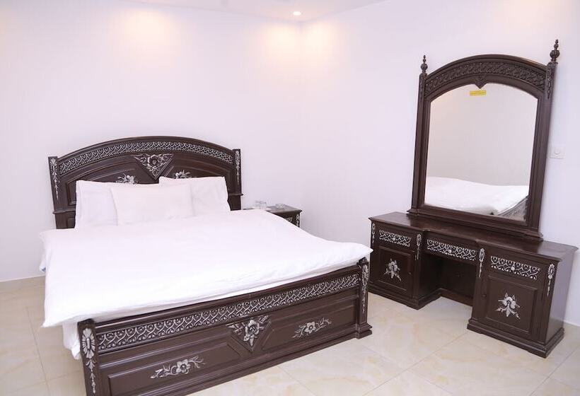 اتاق اکونومی, Regal Residency