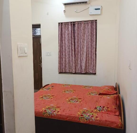 غرفة ديلوكس, Kamla Guest House