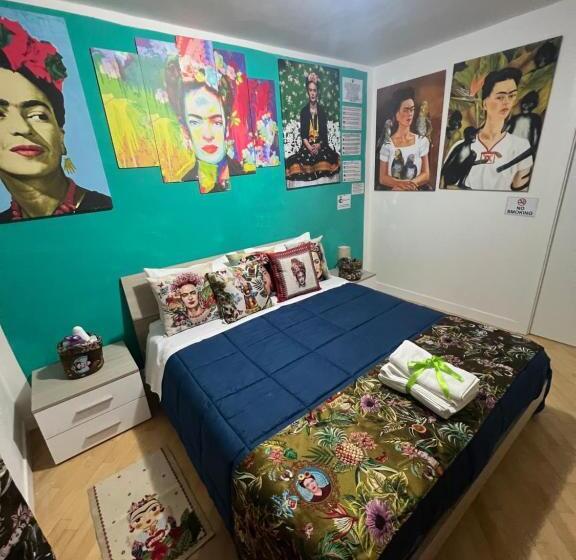 اتاق استاندارد با سرویس بهداشتی مشترک, Plebiscito Charme Rooms