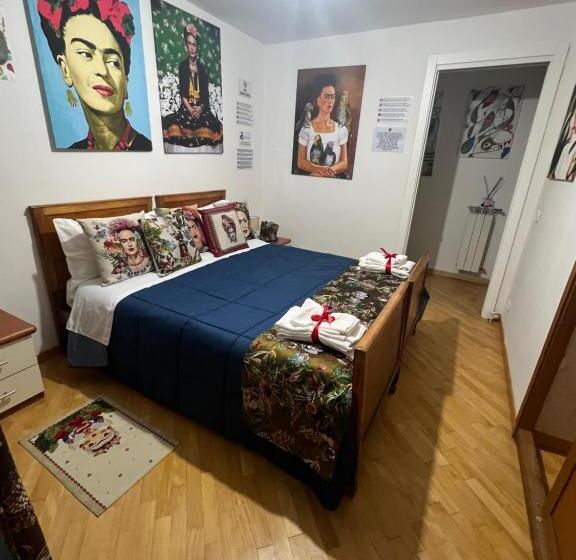 اتاق استاندارد با سرویس بهداشتی مشترک, Plebiscito Charme Rooms