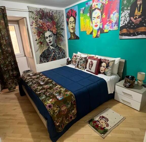 اتاق استاندارد با سرویس بهداشتی مشترک, Plebiscito Charme Rooms