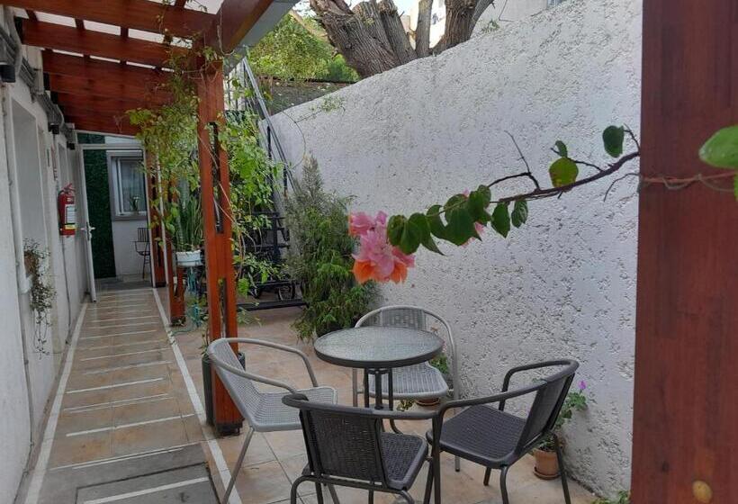 스탠다드 룸, Ríos Que Nos Unen