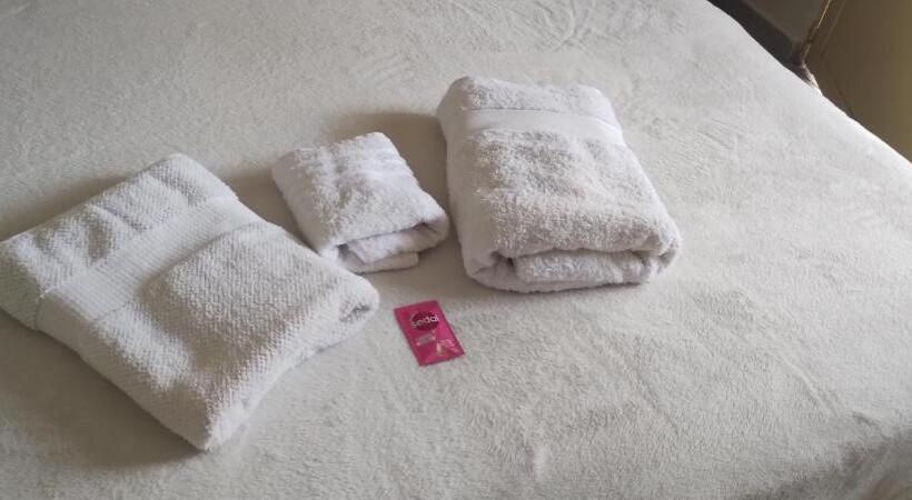 스탠다드 룸, Ríos Que Nos Unen