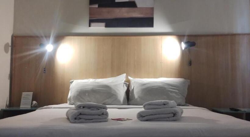 스탠다드 룸, Ríos Que Nos Unen