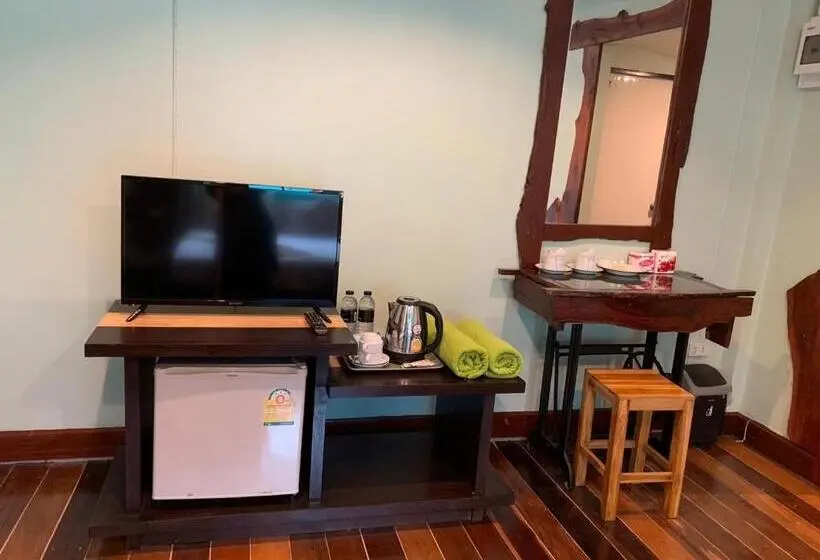 バルコニー付きスタンダードルーム, Baan Pongam Resort