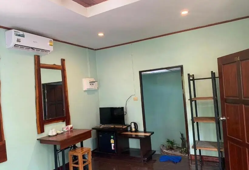 バルコニー付きスタンダードルーム, Baan Pongam Resort