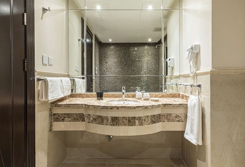 스탠다드 스튜디오, Stella Stays Olaya Tower 1