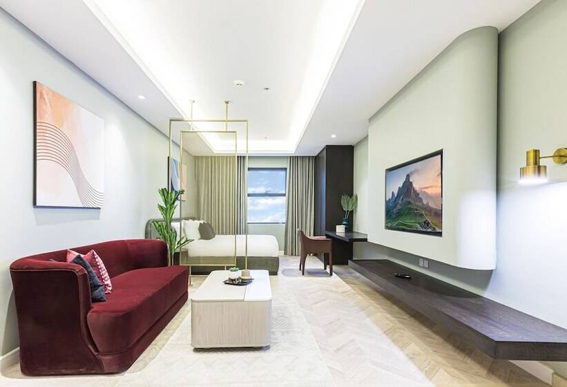 스탠다드 스튜디오, Stella Stays Olaya Tower 1