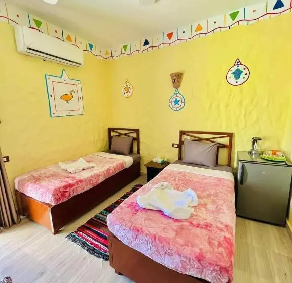 اتاق استاندارد با چشم‌انداز, Nukud Guest House