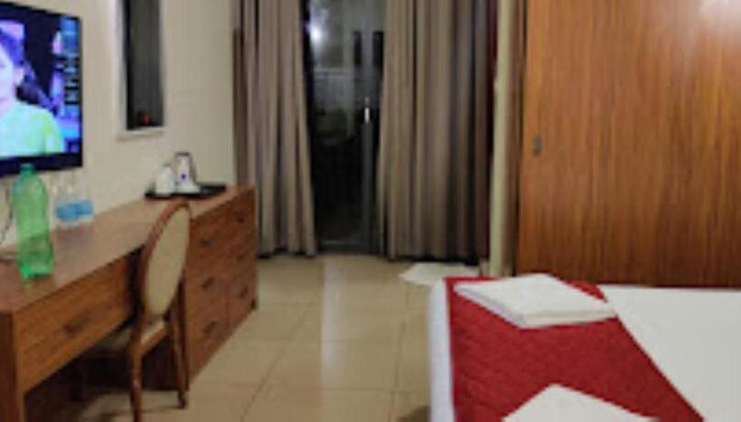 スイート, Fern Tree Resort Kerala