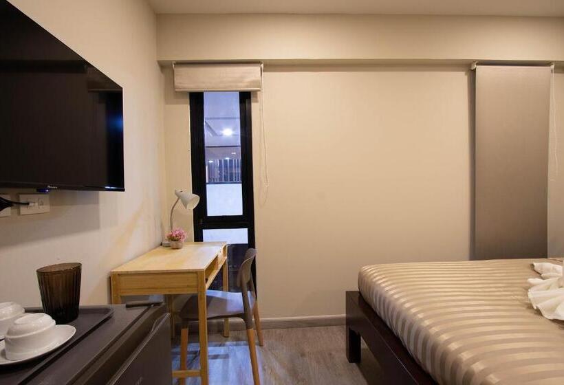 إستوديو قياسى, Gate78 Hostel Maephim Beach