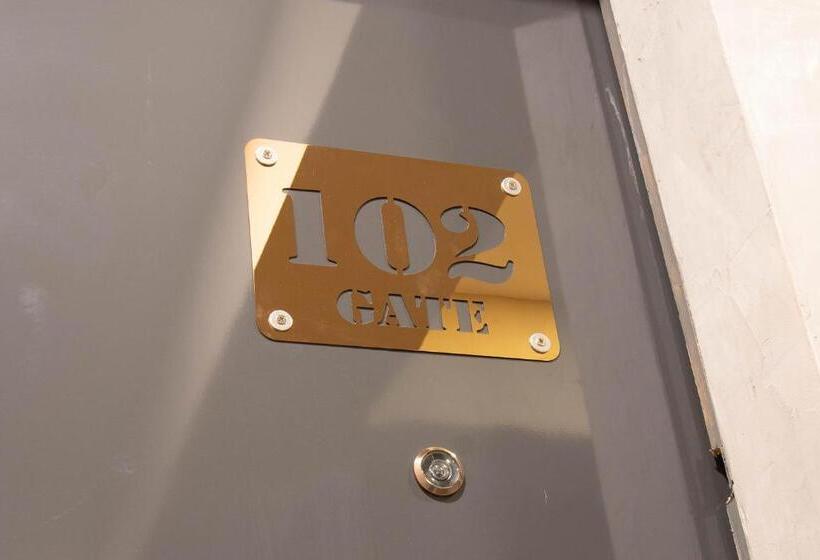 إستوديو قياسى, Gate78 Hostel Maephim Beach