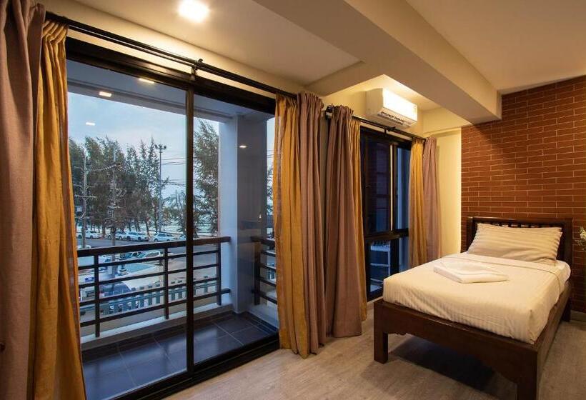 غرفة ديلوكس مطلّة علي البحر, Gate78 Hostel Maephim Beach