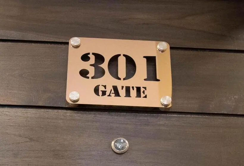 Perhehuone Puutarhanäkymä, Gate78 Hostel Maephim Beach