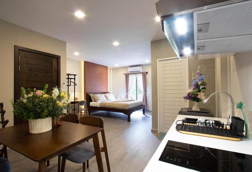 غرفة عائلية مطلّة علي الحديقة, Gate78 Hostel Maephim Beach