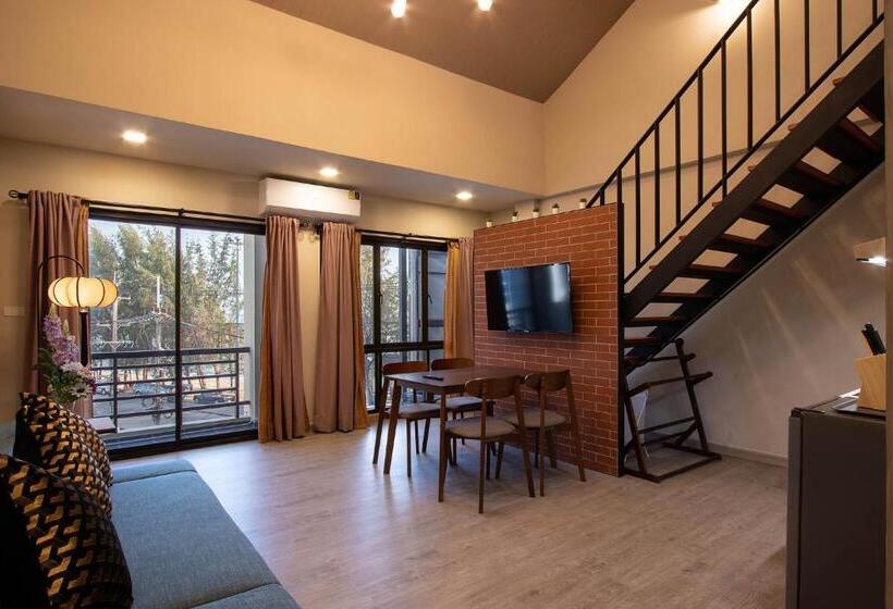 Трехместный Номер Deluxe Вид на Море, Gate78 Hostel Maephim Beach
