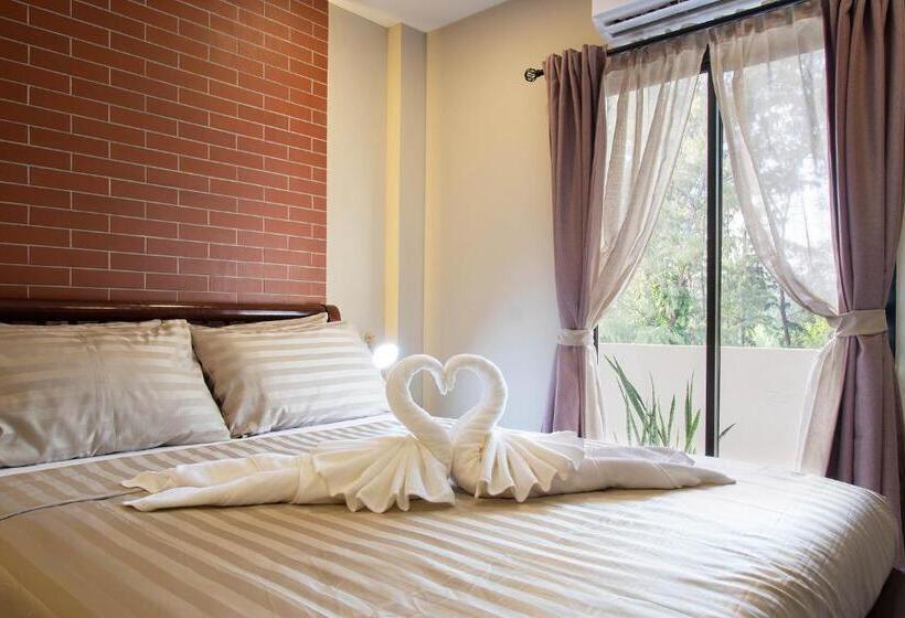 غرفة عائلية مطلّة علي الحديقة, Gate78 Hostel Maephim Beach