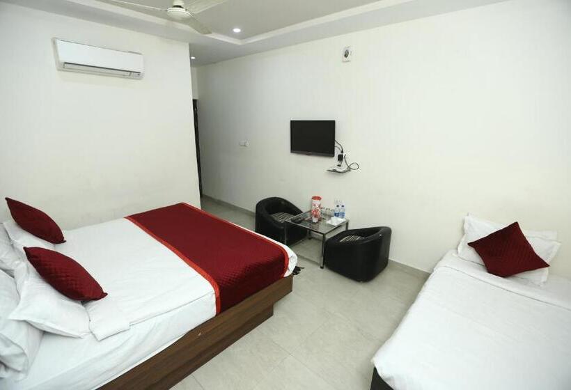 Трехместный Номер Комфорт, Orchid & Banquet