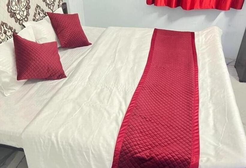 Номер Deluxe, Vrindavan Ratnagiri