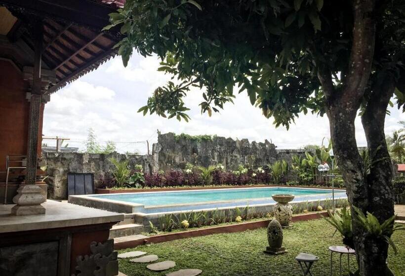 וילה עם חדר שינה אחד ובריכת שחיה, Escotel Villa Marga