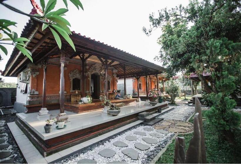 וילה עם חדר שינה אחד ובריכת שחיה, Escotel Villa Marga