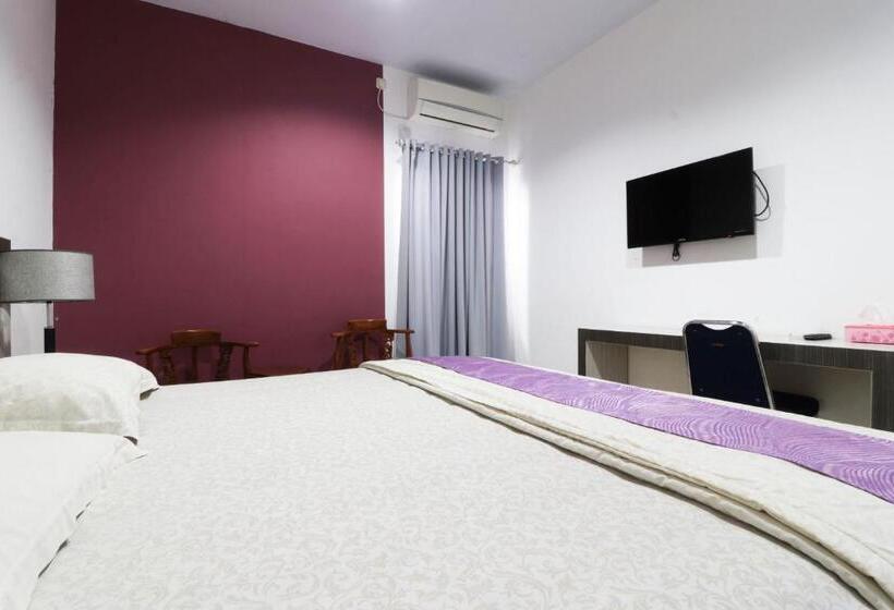 חדר דלוקס, Paus Guest House Pekanbaru